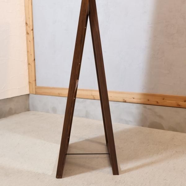 人気の無印良品(MUJI)よりウォールナット材・木製ミラーです 人気の無印良品(MUJI)よりウォールナット材・木製ミラーです