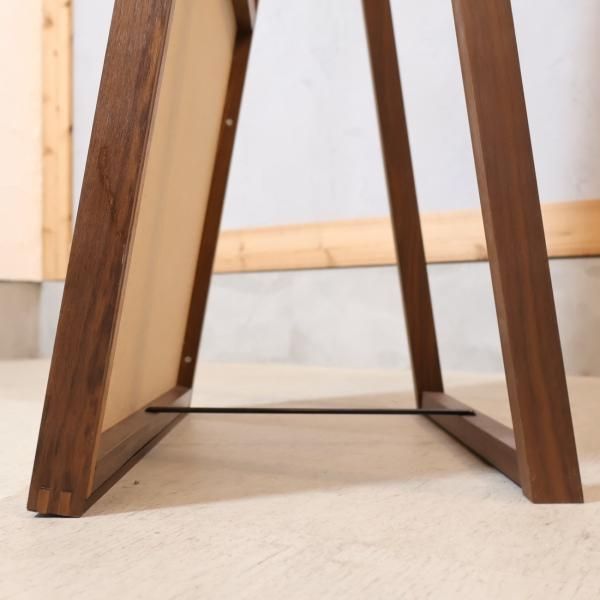 人気の無印良品(MUJI)よりウォールナット材・木製ミラーです 人気の無印良品(MUJI)よりウォールナット材・木製ミラーです