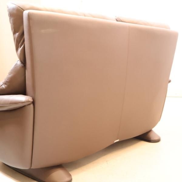 値下げ/karimoku(カリモク家具)よりChitano(チターノ)の本革を 値下げ/karimoku(カリモク家具)よりChitano(チターノ)の本革を