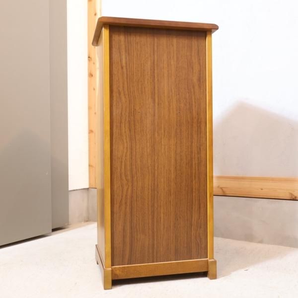 Karimoku(カリモク家具)のCOLONIAL(コロニアル)シリーズの電話台 Karimoku(カリモク家具)のCOLONIAL(コロニアル)シリーズの電話台