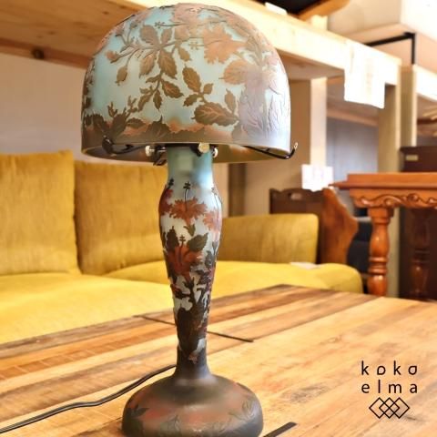 Deco Light(デコライト)取扱い、フランスのガラス芸術家である Deco Light(デコライト)取扱い、フランスのガラス芸術家である