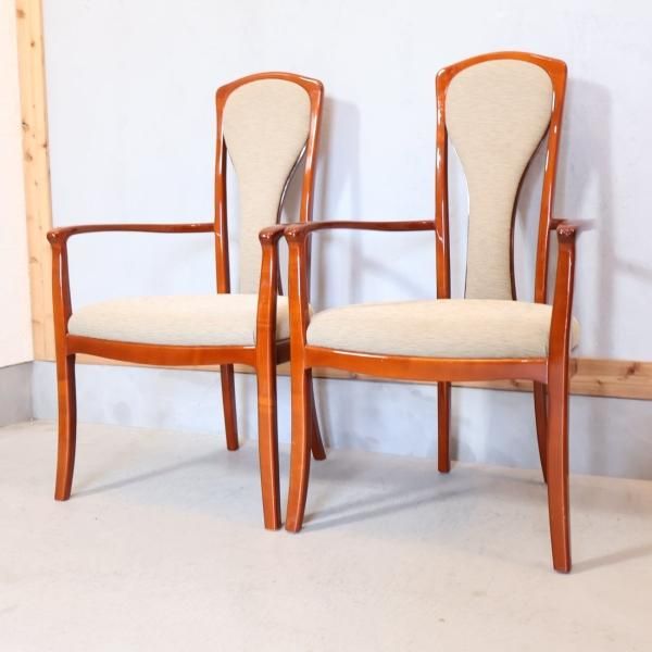IDC OTSUKA(大塚家具)取扱いMATSUSO(松創)のアームチェア 2脚 IDC OTSUKA(大塚家具)取扱いMATSUSO(松創)のアームチェア 2脚
