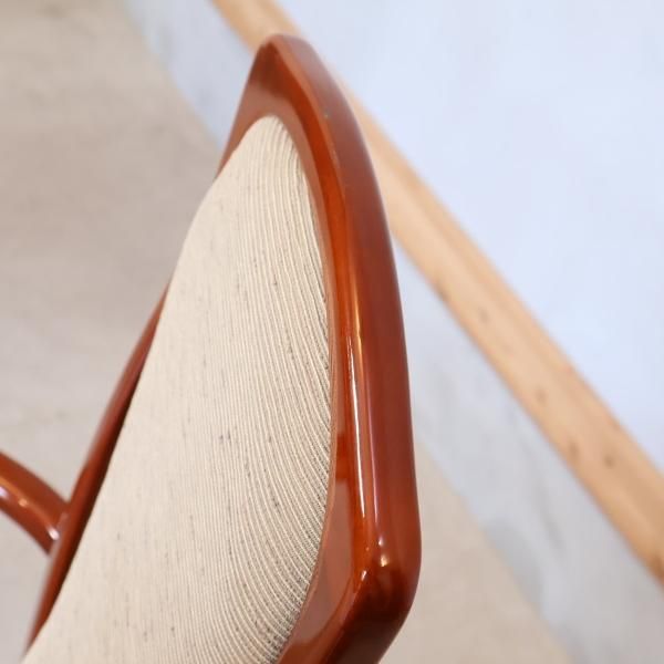 IDC OTSUKA(大塚家具)取扱いMATSUSO(松創)のアームチェア 2脚 IDC OTSUKA(大塚家具)取扱いMATSUSO(松創)のアームチェア 2脚