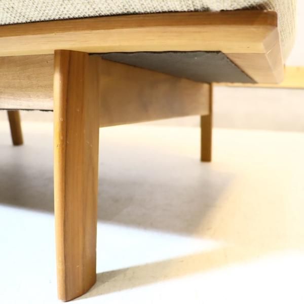 karimoku(カリモク家具)のWG3003 ウォールナット材 3人掛けソファ 