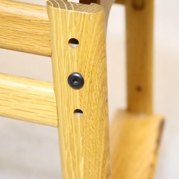 ACTUS(アクタス)のオーク材を使用したSARCLE チェアです