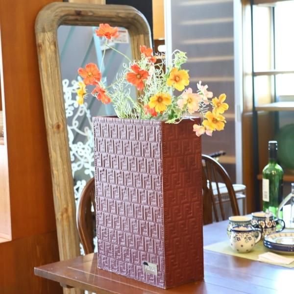 イタリアのブランド FENDIのインテリアコレクション FENDI CASA イタリアのブランド FENDIのインテリアコレクション FENDI CASA