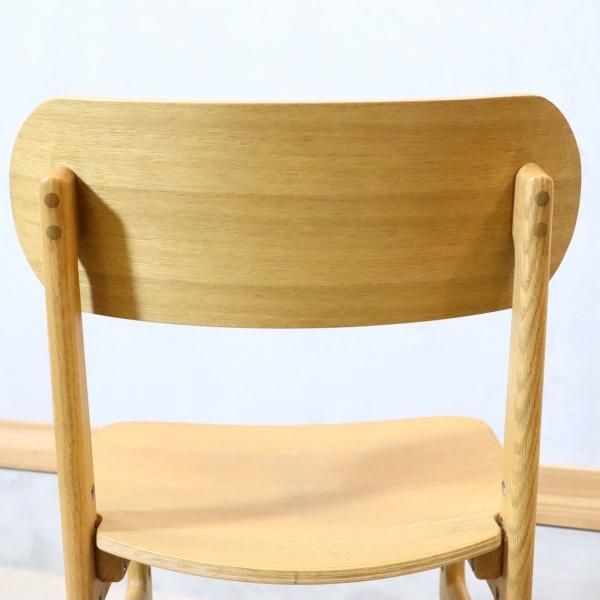 老舗家具メーカーHAMAMOTO(浜本工芸)のデスクチェアです 老舗家具メーカーHAMAMOTO(浜本工芸)のデスクチェアです