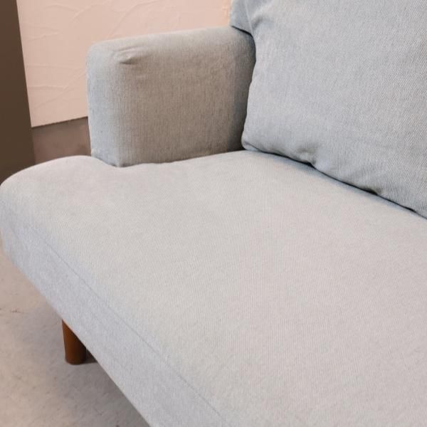 unico(ウニコ)のKOKOT(ココット) 2シーターソファです。シンプル