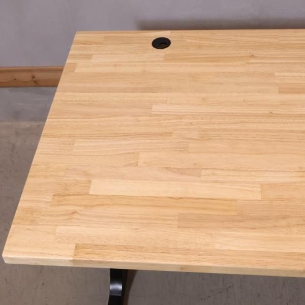 Kanademono(かなでもの)の人気シリーズTHE TABLE ラバーウッドN Kanademono(かなでもの)の人気シリーズTHE TABLE ラバーウッドN