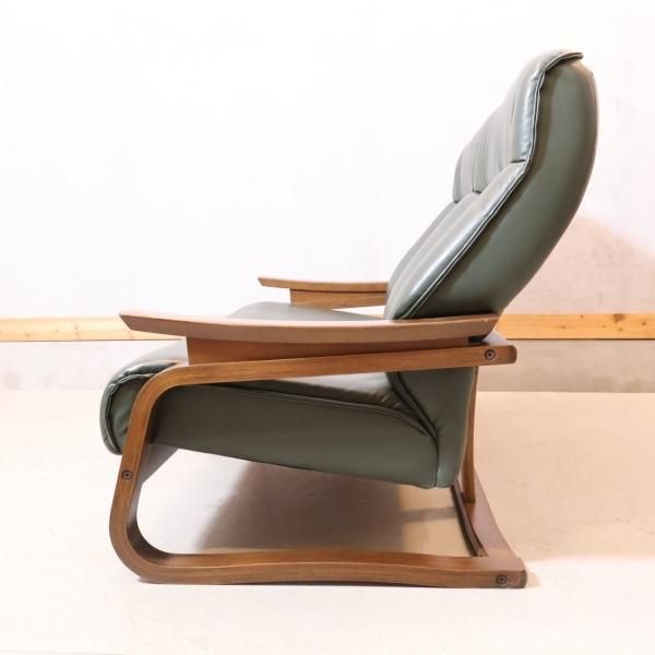FUJI FURNITURE(冨士ファニチア)の本革 2人掛けソファーです FUJI FURNITURE(冨士ファニチア)の本革 2人掛けソファーです