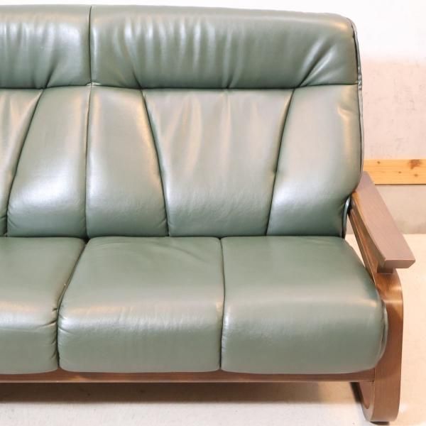 FUJI FURNITURE(冨士ファニチア)の本革 2人掛けソファーです FUJI FURNITURE(冨士ファニチア)の本革 2人掛けソファーです