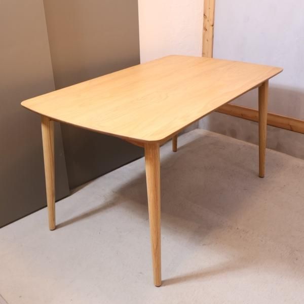 IDC OTSUKA(大塚家具)にて取り扱われている人気シリーズ