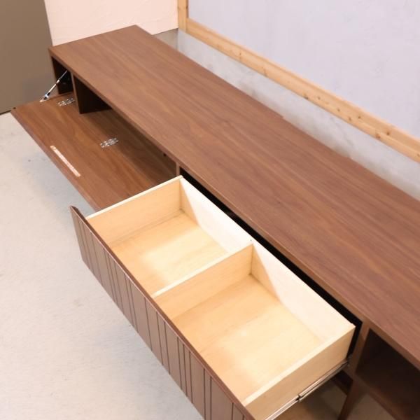 IDC大塚家具取扱いのメーカーMeuble(モーブル)のstick IDC大塚家具取扱いのメーカーMeuble(モーブル)のstick