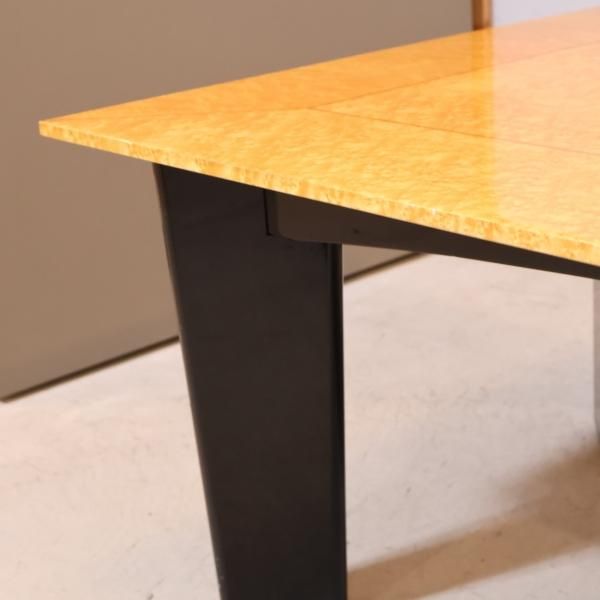 IDC OTSUKA(大塚家具)の人気シリーズSPLENDOR(スプレンダー)の IDC OTSUKA(大塚家具)の人気シリーズSPLENDOR(スプレンダー)の
