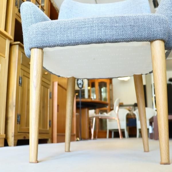 IDEE イデー リエーヴル アームチェア 北欧 椅子 LIEVRE ARM CHAIR Gray Natural Legs｜リビング・ダイニング