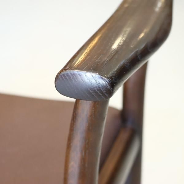 maturite(マチュリテ)で取り扱われていたオーク材 Po Chair maturite(マチュリテ)で取り扱われていたオーク材 Po Chair