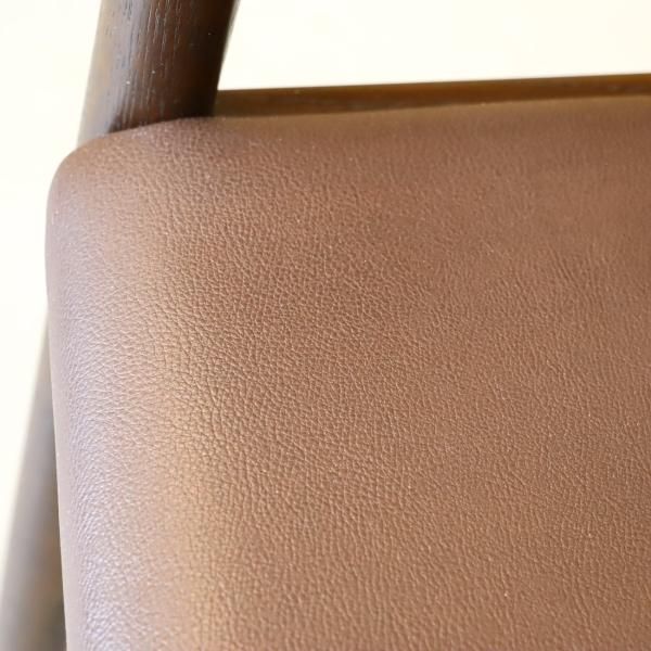 maturite(マチュリテ)で取り扱われていたオーク材 Po Chair maturite(マチュリテ)で取り扱われていたオーク材 Po Chair