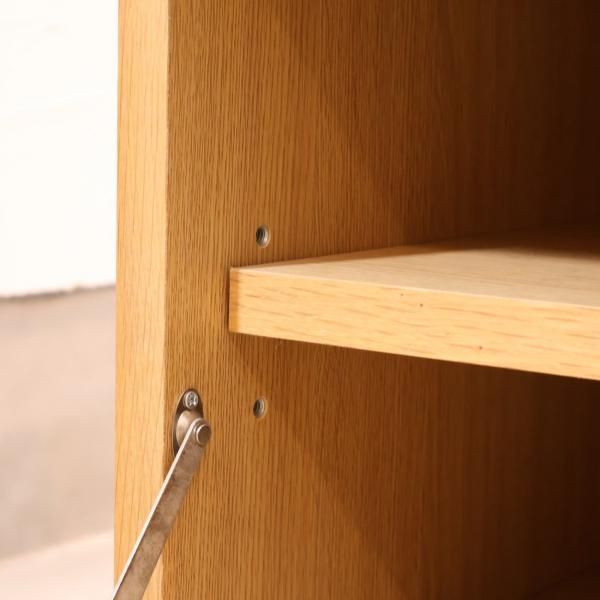 人気の無印良品(MUJI)のオーク材を使用したTVボードです 人気の無印良品(MUJI)のオーク材を使用したTVボードです