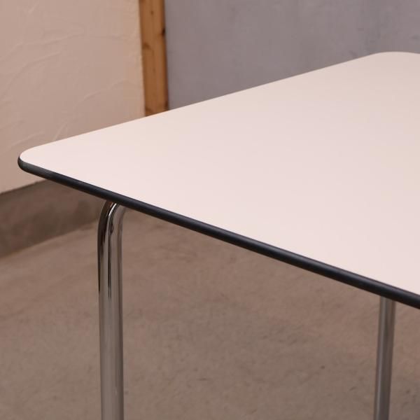 Vitra(ヴィトラ)社のジャスパー・モリソンデザインHAL(ハル Vitra(ヴィトラ)社のジャスパー・モリソンデザインHAL(ハル