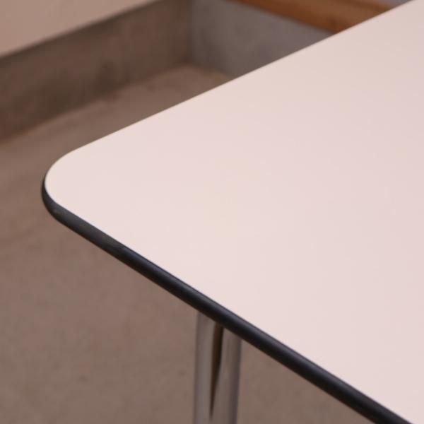 Vitra(ヴィトラ)社のジャスパー・モリソンデザインHAL(ハル Vitra(ヴィトラ)社のジャスパー・モリソンデザインHAL(ハル
