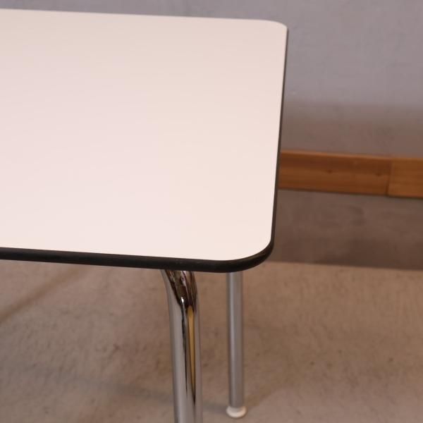 Vitra(ヴィトラ)社のジャスパー・モリソンデザインHAL(ハル Vitra(ヴィトラ)社のジャスパー・モリソンデザインHAL(ハル