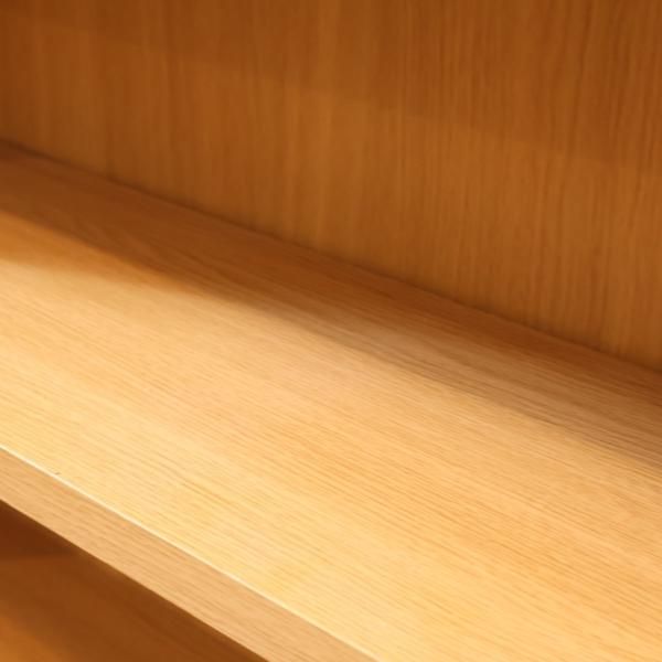 人気の無印良品のオーク材 ミドルタイプ木製収納です 人気の無印良品のオーク材 ミドルタイプ木製収納です