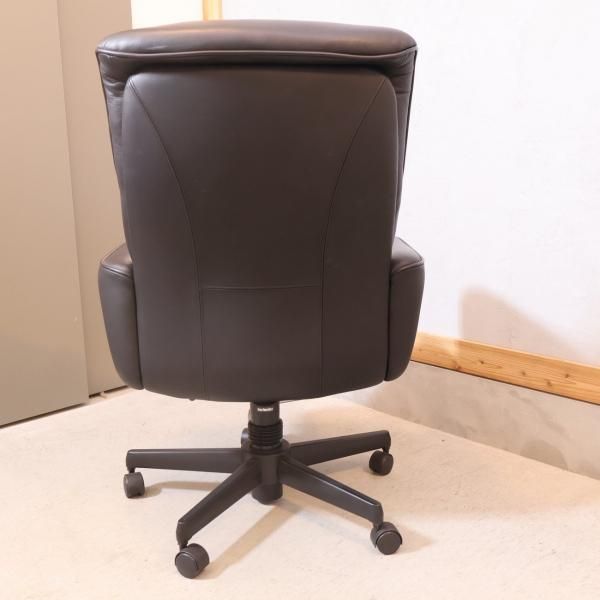 人気のkarimoku(カリモク家具)より総本革のキャスター付きデスク 人気のkarimoku(カリモク家具)より総本革のキャスター付きデスク