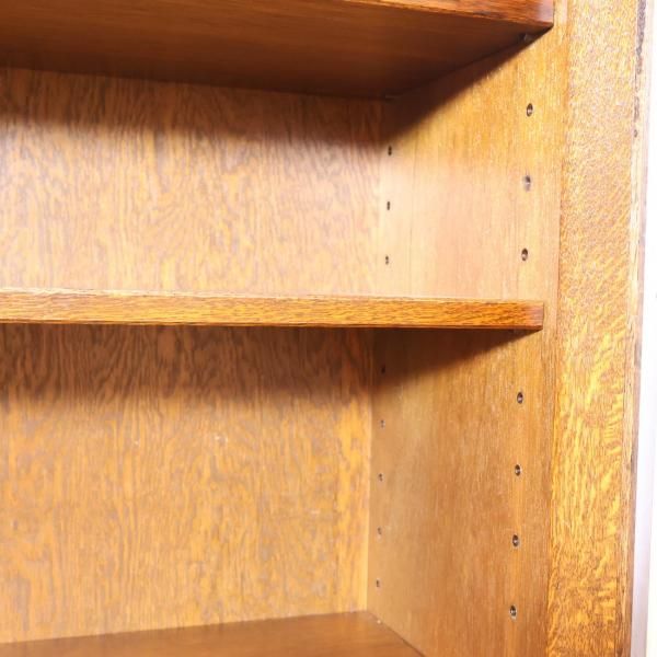 MITSUKOSHI(三越家具)の高級家具、Brugge(ブルージュ)のオーク材 MITSUKOSHI(三越家具)の高級家具、Brugge(ブルージュ)のオーク材
