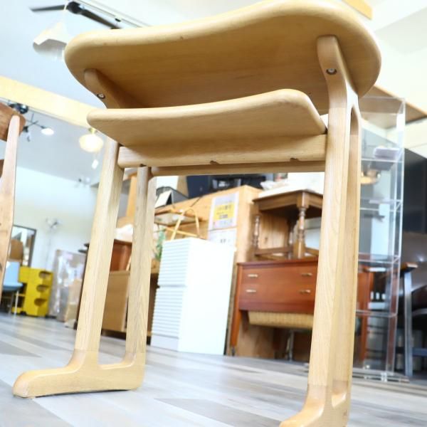 老舗家具メーカーHAMAMOTO(浜本工芸)のNo.5200 ナラ材 サイド 老舗家具メーカーHAMAMOTO(浜本工芸)のNo.5200 ナラ材 サイド