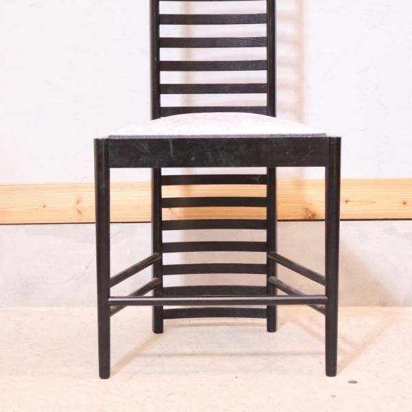 Cassina(カッシーナ)のチャールズ・レニー・マッキントッシュ Cassina(カッシーナ)のチャールズ・レニー・マッキントッシュ