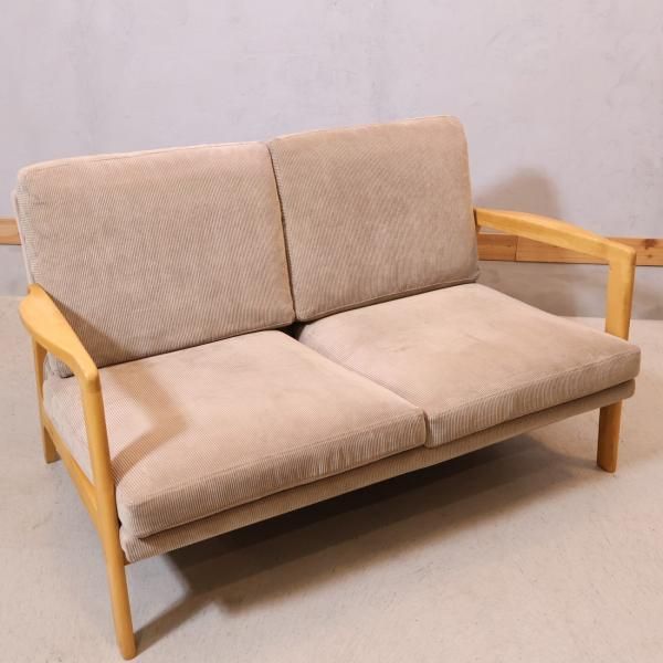 MOMO natural(モモナチュラル)のMOSS(モス) 2Pソファーです MOMO natural(モモナチュラル)のMOSS(モス) 2Pソファーです