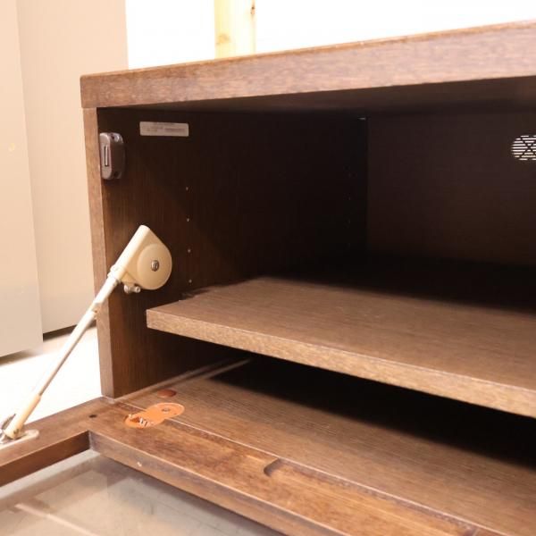 karimoku(カリモク家具)よりワイドタイプのTVボードです。オーク karimoku(カリモク家具)よりワイドタイプのTVボードです。オーク