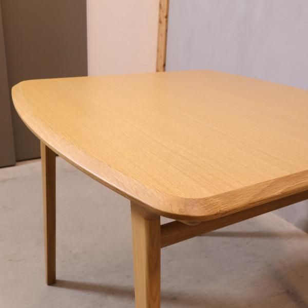 IDEE(イデー)で取り扱われていたIKI(イキ) オーク材 ダイニング IDEE(イデー)で取り扱われていたIKI(イキ) オーク材 ダイニング