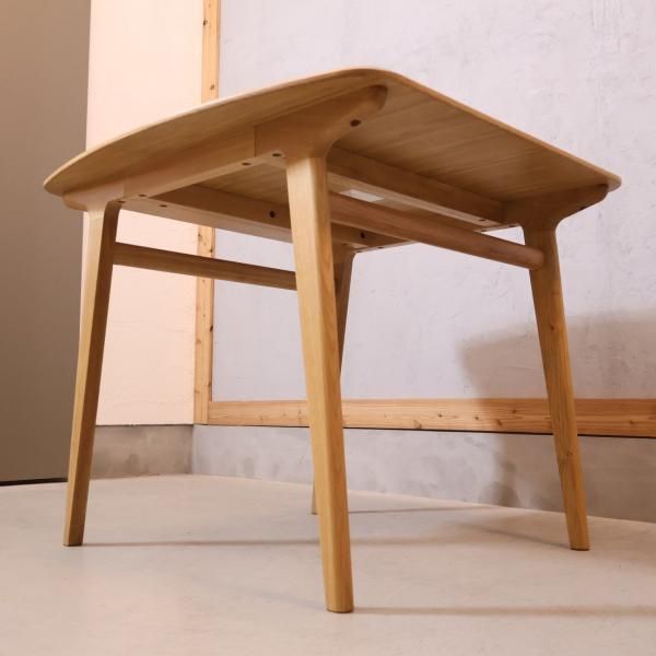 IDEE(イデー)で取り扱われていたIKI(イキ) オーク材 ダイニング IDEE(イデー)で取り扱われていたIKI(イキ) オーク材 ダイニング