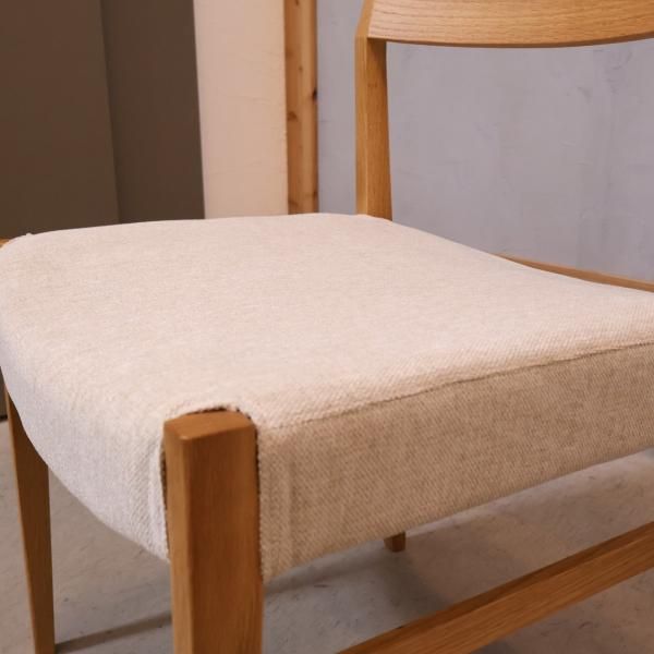 estic(エスティック)のSVELTE(スヴェルト) オーク材 ダイニング estic(エスティック)のSVELTE(スヴェルト) オーク材 ダイニング