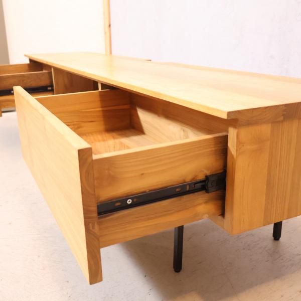 ASPLUND(アスプルンド)で取り扱われているdareels(ダリールズ)の ASPLUND(アスプルンド)で取り扱われているdareels(ダリールズ)の