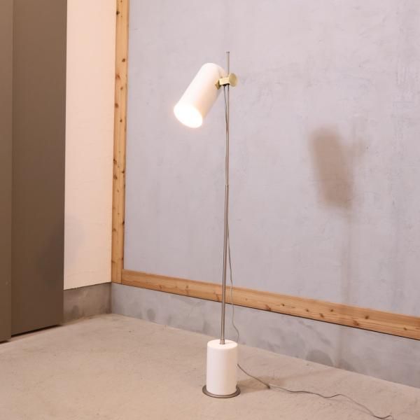 DI CLASSE(ディクラッセ)のBinario floor lamp(ビナーリオ DI CLASSE(ディクラッセ)のBinario floor lamp(ビナーリオ