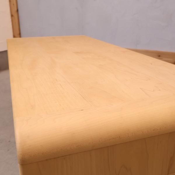 karimoku(カリモク家具)のメープル材を使用したT4470センター karimoku(カリモク家具)のメープル材を使用したT4470センター