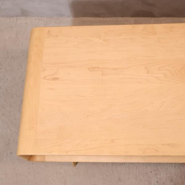 karimoku(カリモク家具)のメープル材を使用したT4470センター karimoku(カリモク家具)のメープル材を使用したT4470センター