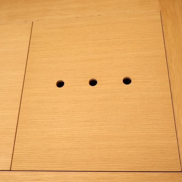 ACTUS(アクタス)で取り扱われていたKAKOMI(カコミ) オーク材 ACTUS(アクタス)で取り扱われていたKAKOMI(カコミ) オーク材