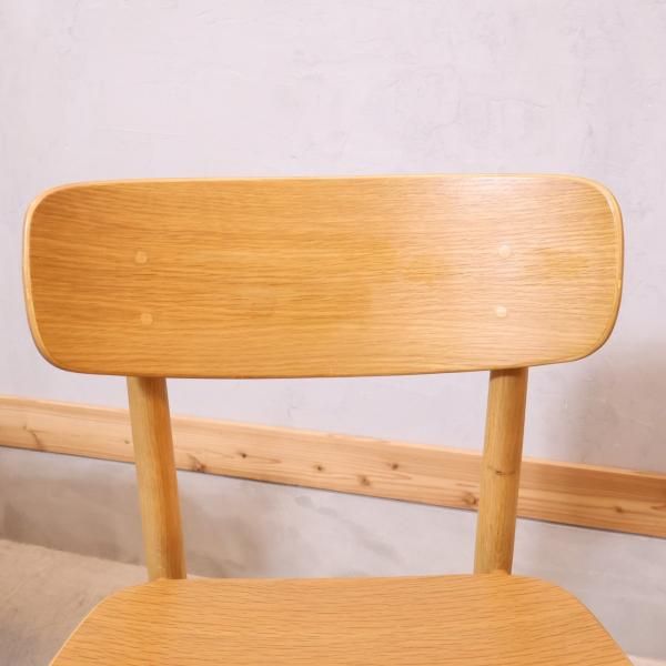 無印良品(MUJI)のオーク材を使用したラウンドチェア2脚セット 無印良品(MUJI)のオーク材を使用したラウンドチェア2脚セット