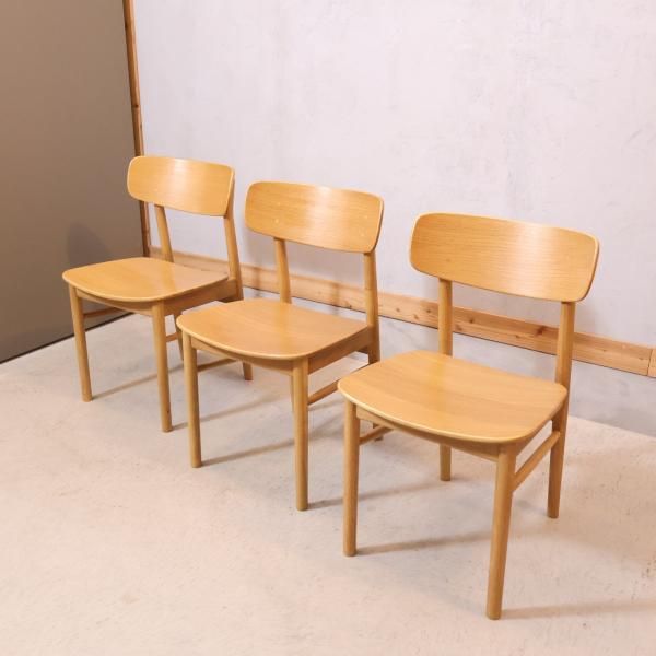 人気の無印良品(MUJI)のオーク材を使用したラウンドチェアです 人気の無印良品(MUJI)のオーク材を使用したラウンドチェアです