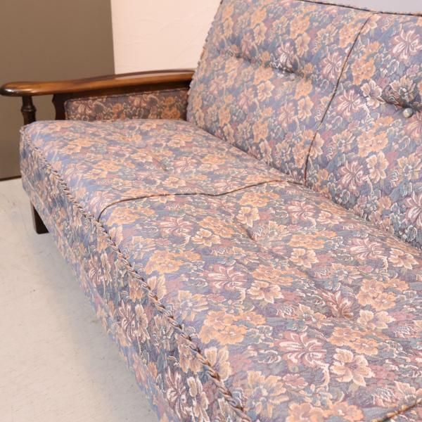 Karimoku(カリモク家具)のCOLONIAL(コロニアル)シリーズ Karimoku(カリモク家具)のCOLONIAL(コロニアル)シリーズ