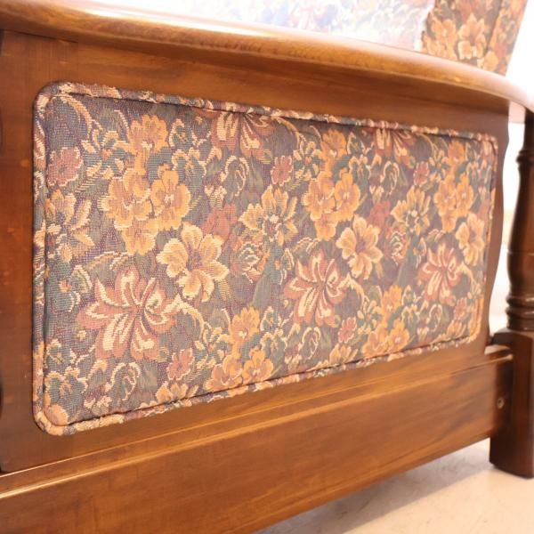 Karimoku(カリモク家具)のCOLONIAL(コロニアル)シリーズ Karimoku(カリモク家具)のCOLONIAL(コロニアル)シリーズ