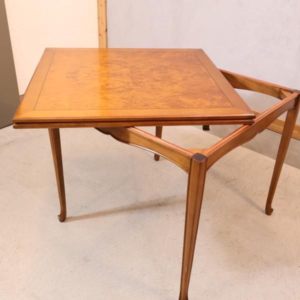 IDC OTSUKA(大塚家具)にて取り扱いのあるイタリアMedea(メデア IDC OTSUKA(大塚家具)にて取り扱いのあるイタリアMedea(メデア
