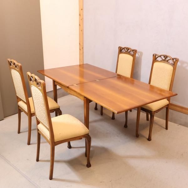 IDC OTSUKA(大塚家具)にて取り扱いのあるイタリアMedea(メデア IDC OTSUKA(大塚家具)にて取り扱いのあるイタリアMedea(メデア