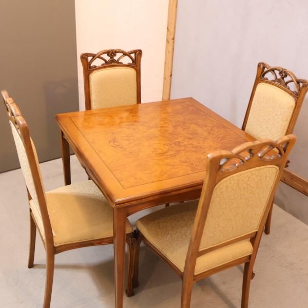 IDC OTSUKA(大塚家具)にて取り扱いのあるイタリアMedea(メデア IDC OTSUKA(大塚家具)にて取り扱いのあるイタリアMedea(メデア
