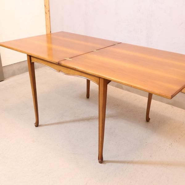 IDC OTSUKA(大塚家具)にて取り扱いのあるイタリアMedea(メデア IDC OTSUKA(大塚家具)にて取り扱いのあるイタリアMedea(メデア
