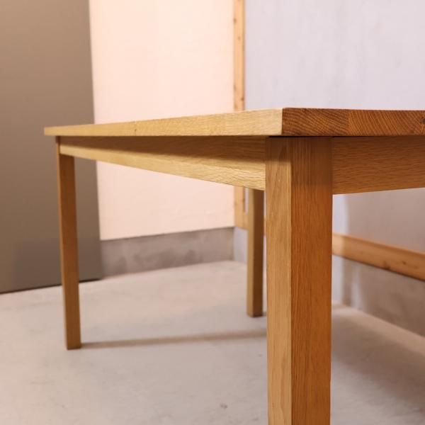 無印良品(MUJI)の人気のオーク材無垢材ダイニングテーブル 無印良品(MUJI)の人気のオーク材無垢材ダイニングテーブル