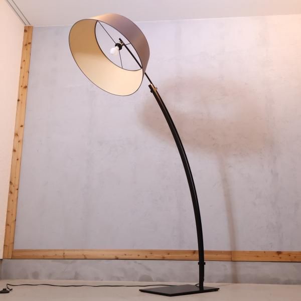 フランスの高級ブランドligne roset(リーンロゼ)社のOVERTURE フランスの高級ブランドligne roset(リーンロゼ)社のOVERTURE